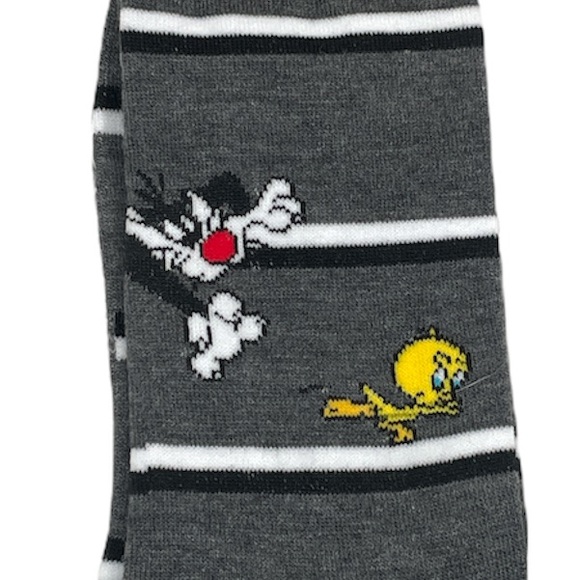 Looney Tunes Sylvester and Tweety Crew Socks, Gray, One Size Fits Most - Picture 4 of 7